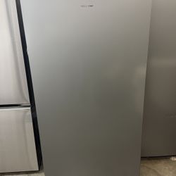 Hisense Convertible Refrigerator / Freezer – Stainless Steel (Model #HFU17N1AVE)