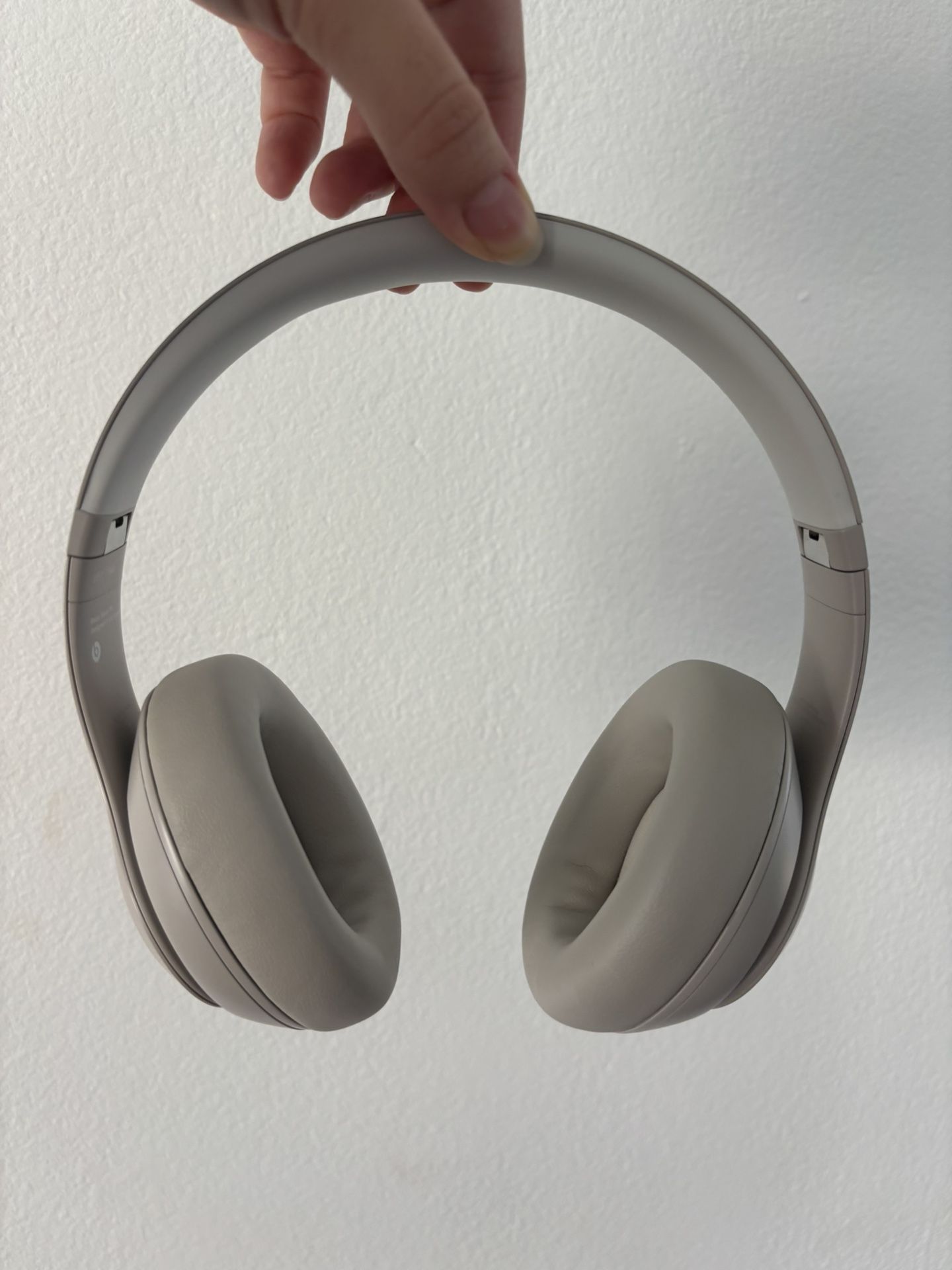 Beats Studio Pro