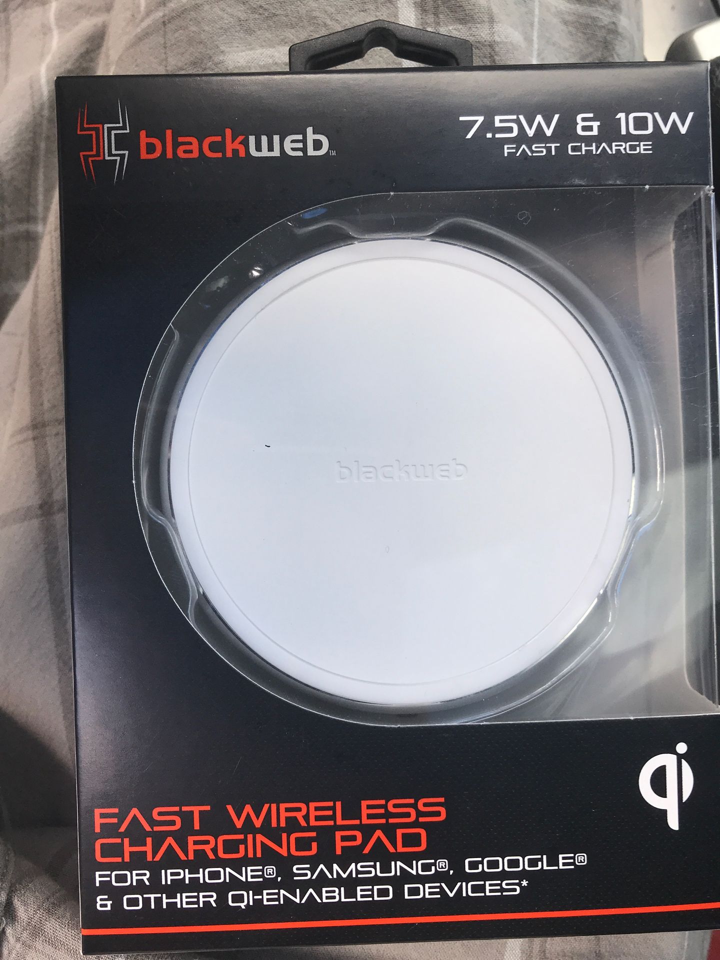 BlackWeb Wireless Charging Pad