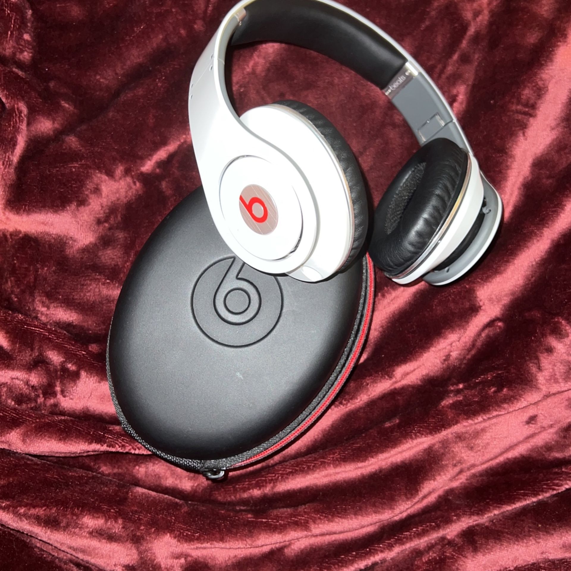 wireless beats 