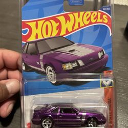Hotwheels Super Treasure Hunt