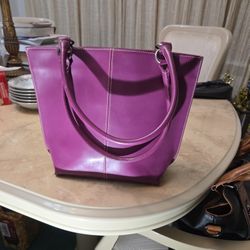 Wilson's Leather Purse