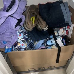 Caja De Ropa Viene Muy variada /