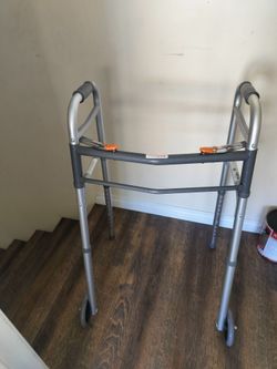 Drive Medical Trigger-Release Folding Walker
