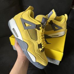 Air Jordan 4 Retro “Lightning” 2021