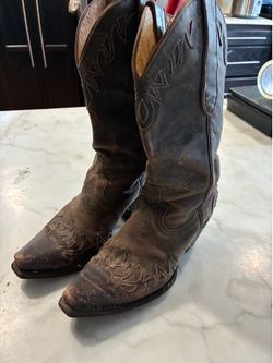 Cavenders Ladies Dress Cowboy snip toe Boots Size 6