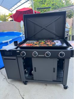 Blackstone | Shop the Collection 36" Culinary Deluxe Griddle 4 -Burner Liquid propane Flat Top Grill