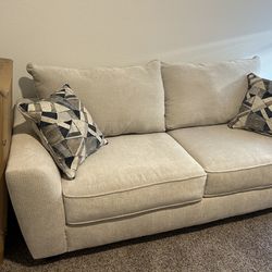 Couch / Sofa Bed 