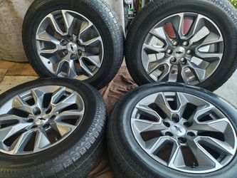 20" CHEVY CHARCOAL GRAY GOOD TIRES!!!!