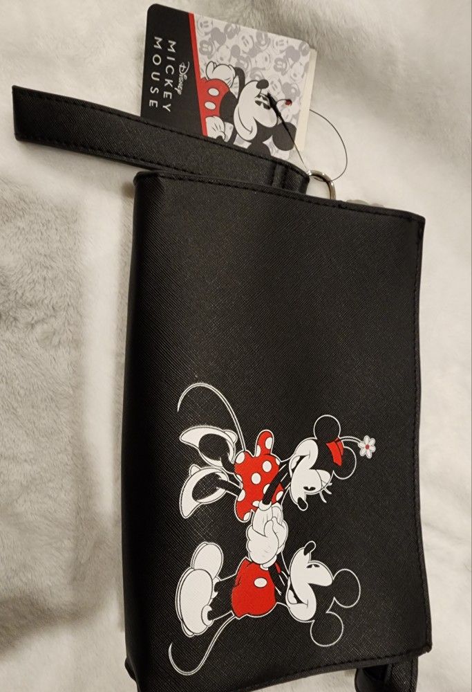 Mickey And Minnie Mouse Bioworld Wristlet 