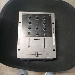 Numark  M1 USB Dj Mixer 