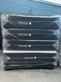 Nectar Premier queen size Mattress 13"  Medium Firm Gel Memory Foam Mattress