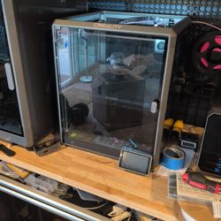 Creality K1 Max 3D Printer with spare parts