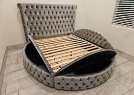 Queen Size Bed Frame With Mattress 