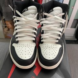 Air Jordan 1 Retro High 10.5