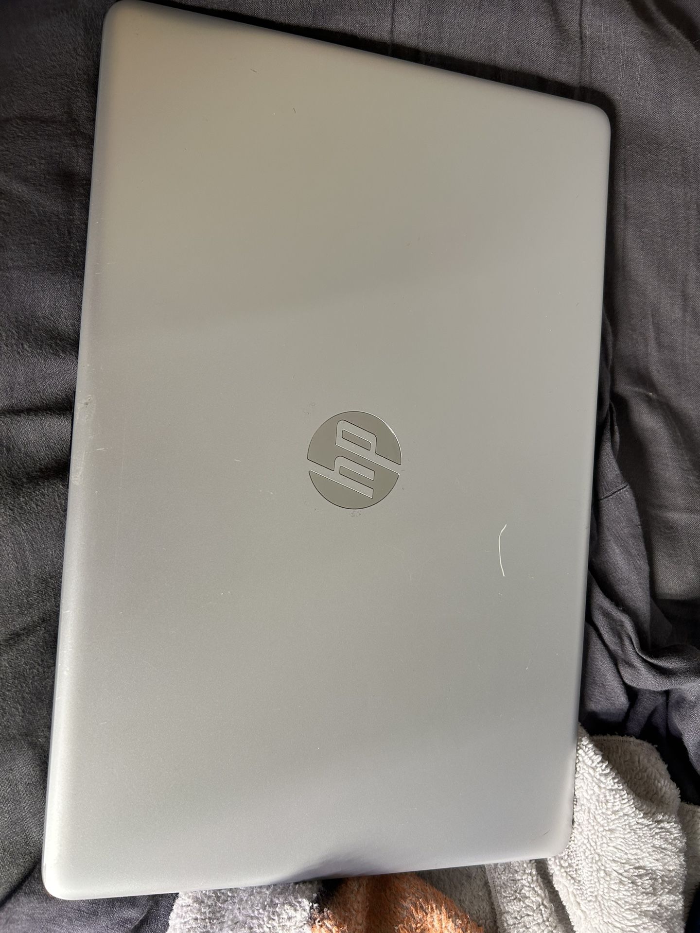 Laptop HP 14