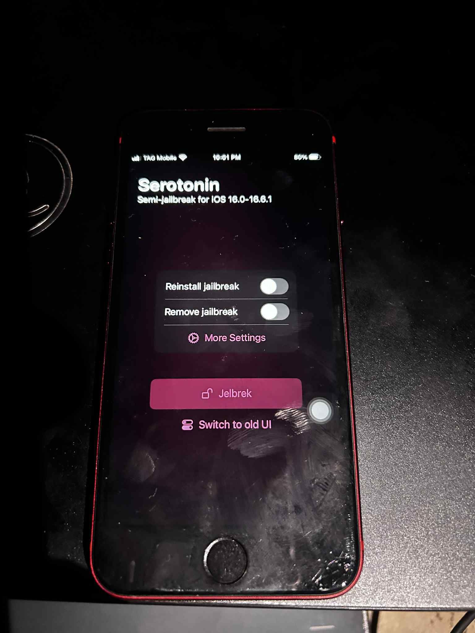 SEMIJAILBROKEN iPhone SE GEN 2