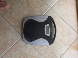 Thinner Digital Bathroom Scale
