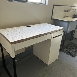 White Grid Top Desk With Storage