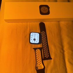 Apple Watch Series 8 45mm (GPS+Cellular)