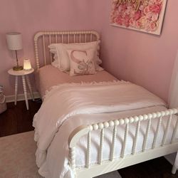 Twin Kids White Wood Bed