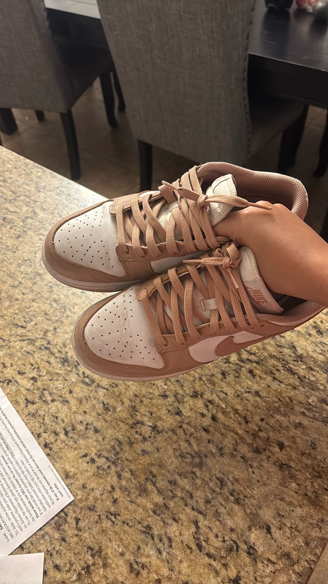 womans sizs 9.5 dunks