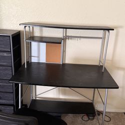 Desk And Chair 