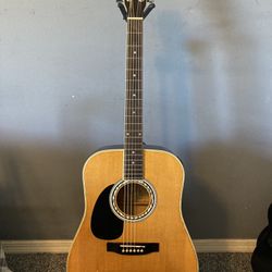 Acoustic Guitar Esteban