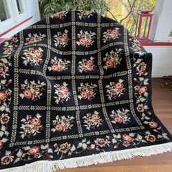 Beautiful Vintage Rug 