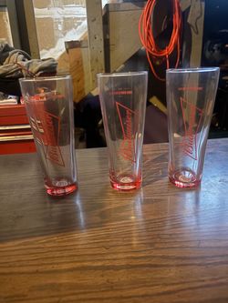 Budweiser Pint Glasses Set of 4