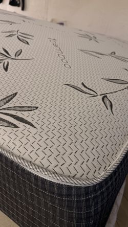 Queen Mattress With Boxspring 