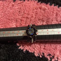 Elegant Black and Silver Women's Ring Size 9 