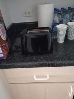 Mainstay 2 slice toaster