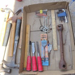 Tools Hammers Chisels Allen Wrenches And More 25 Cash For All 75th Ave Indian School No Offers No Trades Serious Buyers Only Please