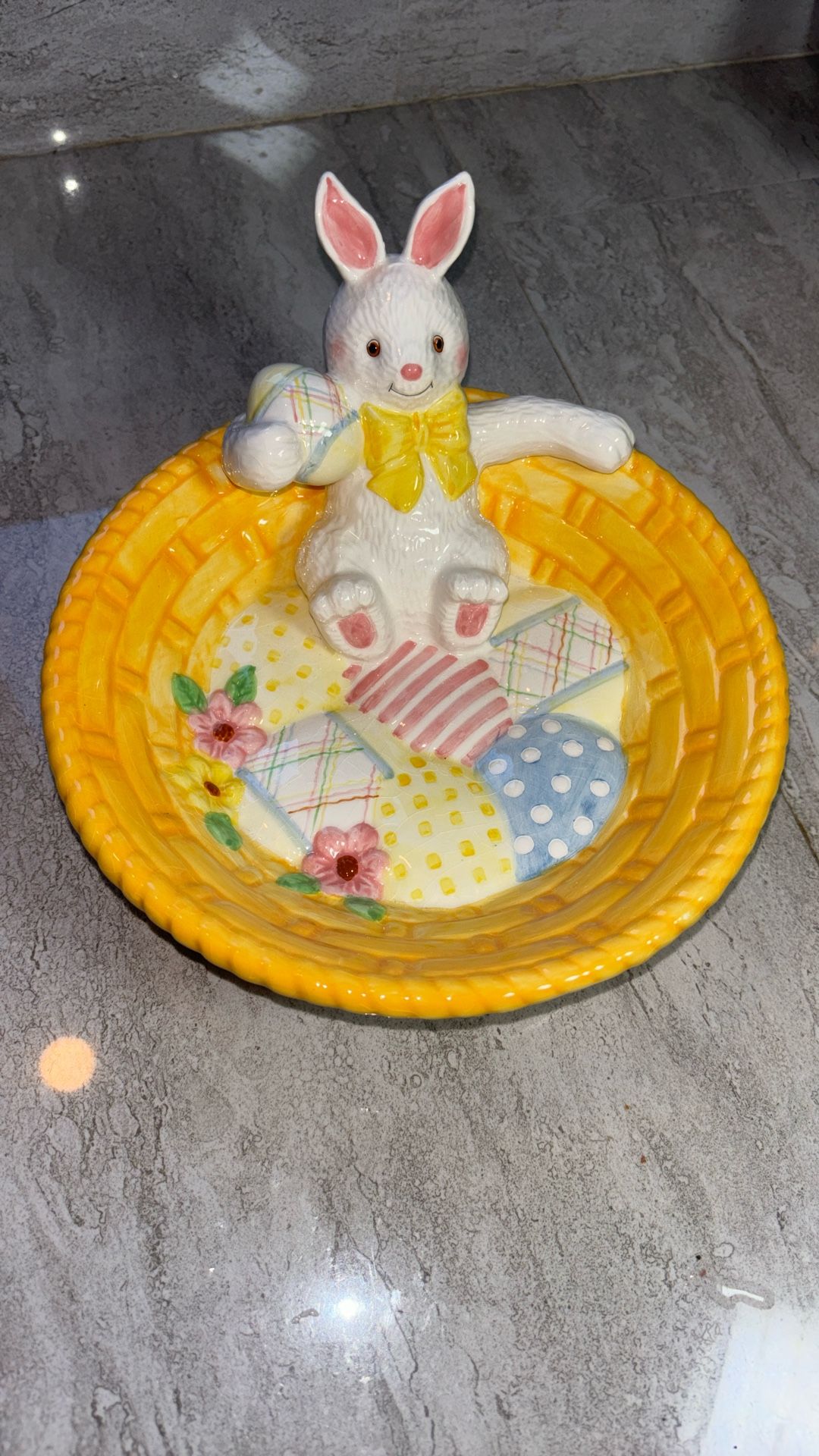 Hallmark Easter Bunny Rabbit Candy Dish Trinket Bowl Hallmark 