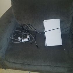 Ps5 With Controller And Wires 