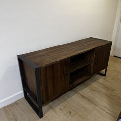 Credenza