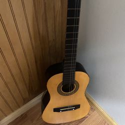 Small Acoustic Guitar 