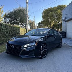 Nissan Altima 2023 