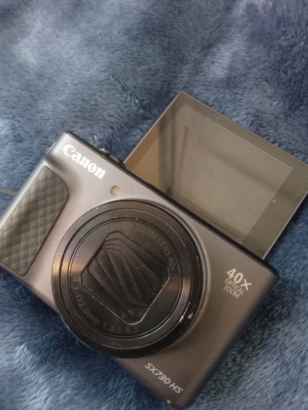 Canon SX730HS