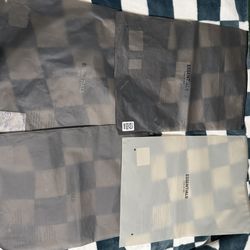 empty reusable essential bags