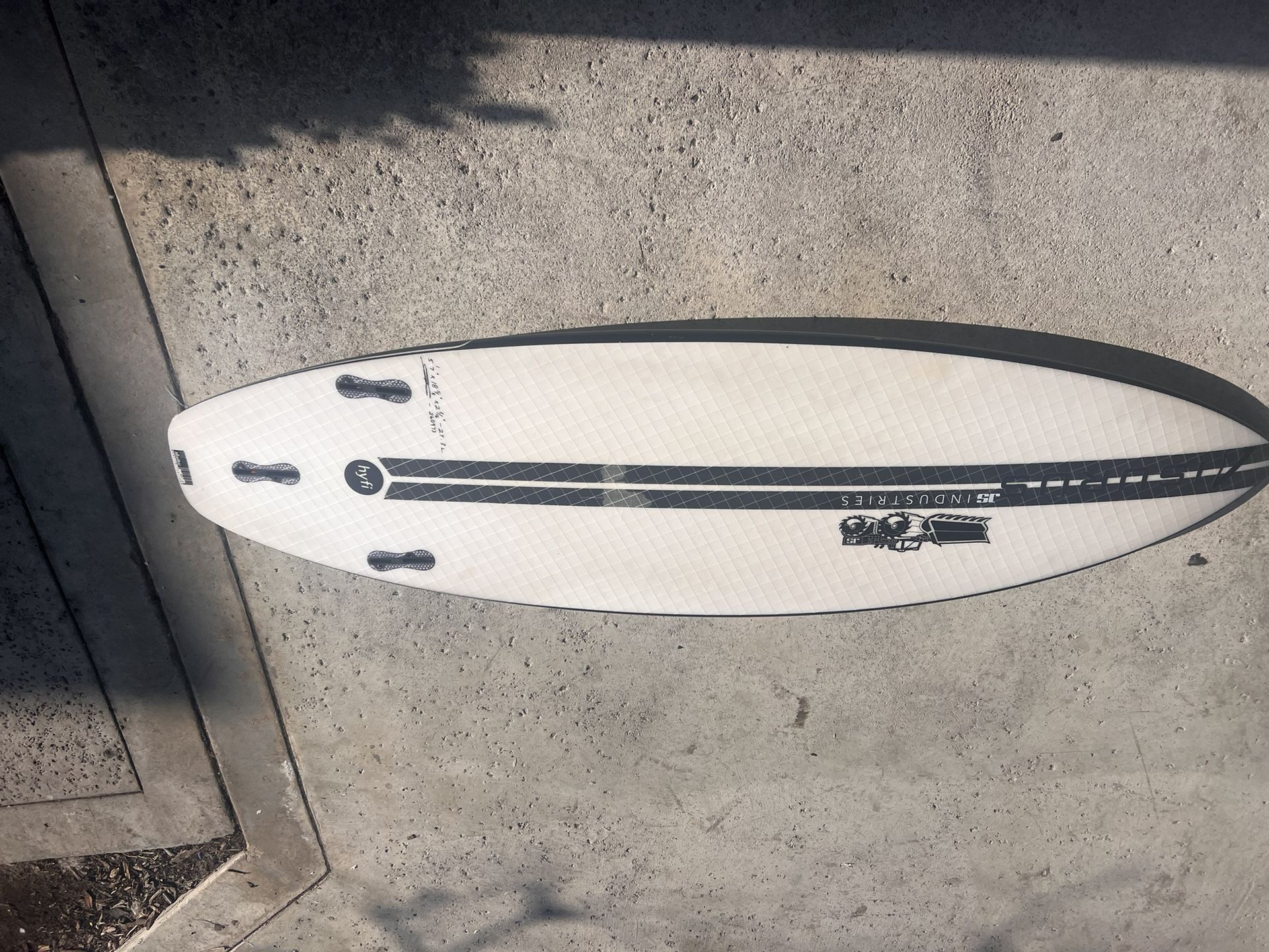 JS MonstaBOX surfboard / Willing To Trade