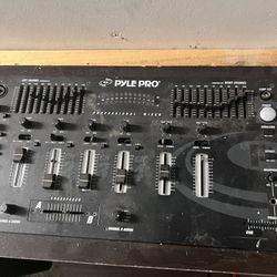 Dj Equipment 