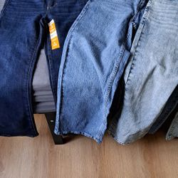 New* Girls Size 8 Baggy And Flare Jeans