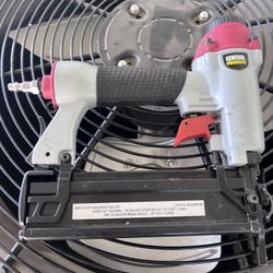 Central Pneumatic Air Nailer / Stapler 120 PSI Max 18 Gauge - 68019