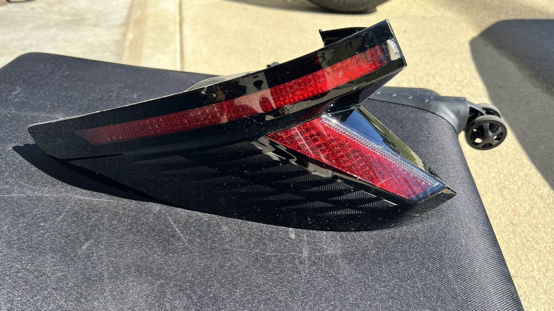 2021 2022 HYUNDAI TUCSON LEFT DRIVER LED TAIL LIGHT OEM