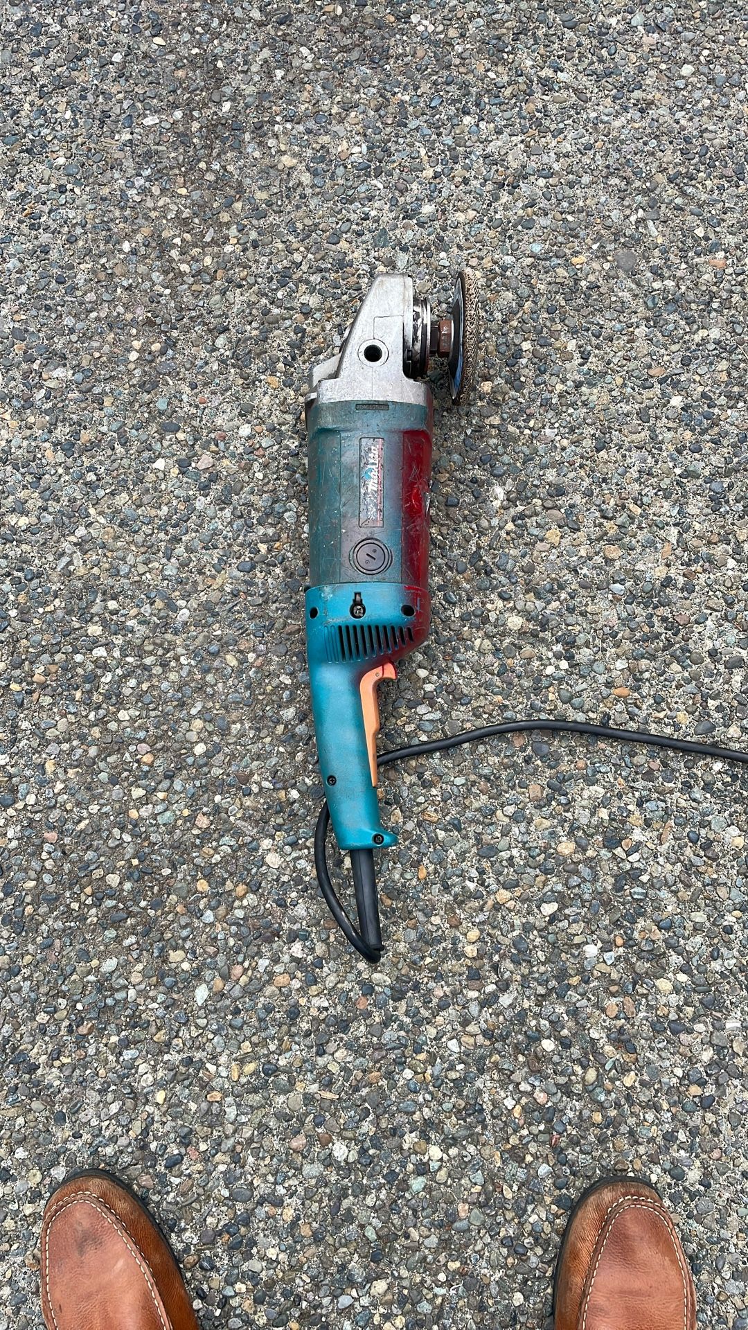 Makita Heavy Duty Grinder