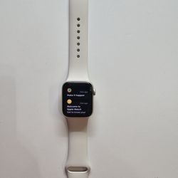 Apple Watch SE 3rd gen (newest model)