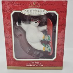 Hallmark Ornament Cool Sport Coca Cola Coke Polar Bear Snowboard 2001 Christmas 

Vintage Cool Sport Coca Cola Polar Bear Ornament Hallmark Keepsake s