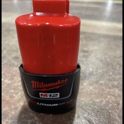 Milwaukee m12 cp1.5  battery